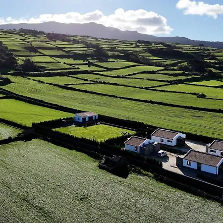 Wine House By Ponta Negra Azores * Altares